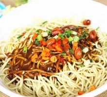 Traditional Hot Dry Noodles