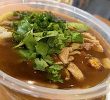 Blanching Pork Liver Noodles