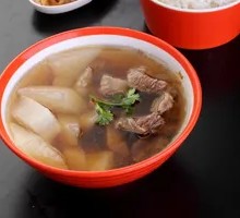 Beef Brisket and Radish Soup