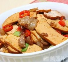 Fried Pork with Tofu Skin