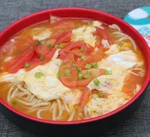 Tomato Noodles with Sauce