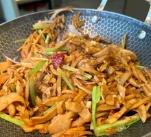 Spicy Sliced Bamboo Shoots in Dry Pot