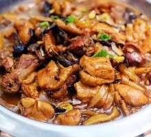 Chicken Stewed with Mushrooms
