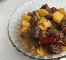 Stewed Duck Neck with Potatoes