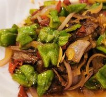 Stir-Fried Beef with Spicy Sauce