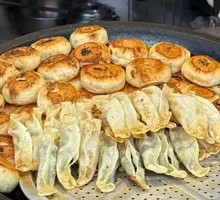 Shanghai Three Fresh Dumplings