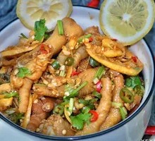 Special Sour and Spicy Lemon Chicken Feet