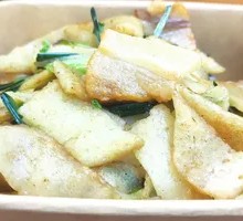 Braised Pork and Tofu Noodles Stir-fry