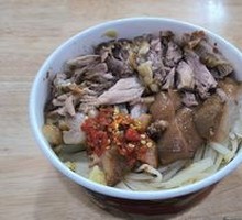 Longjiang Pig Trotter Rice Bowl