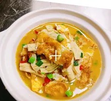 Fried Egg Stewed with Tofu Skin