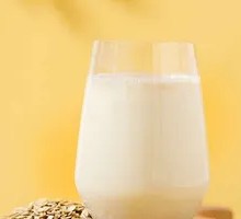 Freshly Ground Red Date and Longan Soy Milk