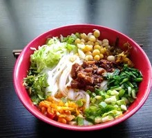 Pea and Meat Sauce Rice Noodles