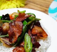 Old Pickled Vegetable Stir-Fried Pork with Rice