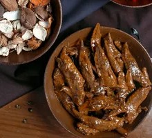 Spicy Braised Chicken Tips