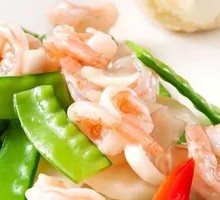 Snow Peas with Fresh Shrimp Balls