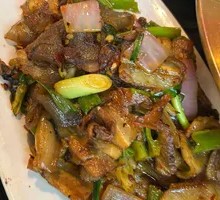 Old Pickled Cabbage with Tiao Pi and Twice-Cooked Pork