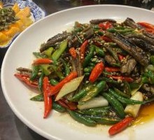 Sichuan-style Eel with Pickled Chili