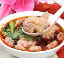 Sichuan-style Dumplings with Medium Spiciness