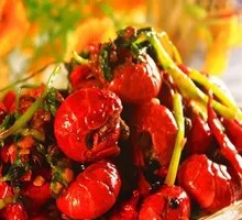 Stir-Fried Spicy Crawfish in Oil
