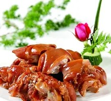 Braised Pig Trotters with Tiger Skin
